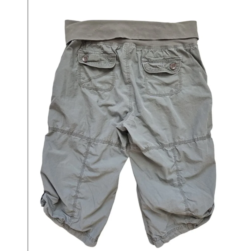 Women's Calvin Klein Maternity Cargo Shorts L Khaki - Picture 2 of 4